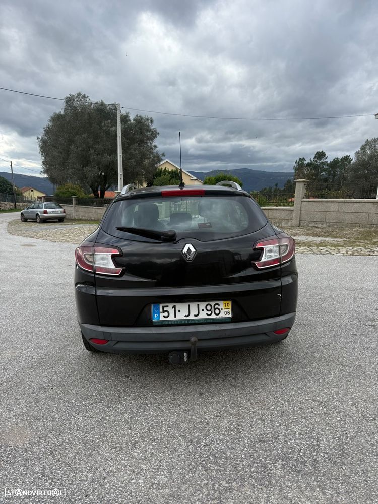 Renault Mégane Sport Tourer 1.5 dCi Dynamique - 4