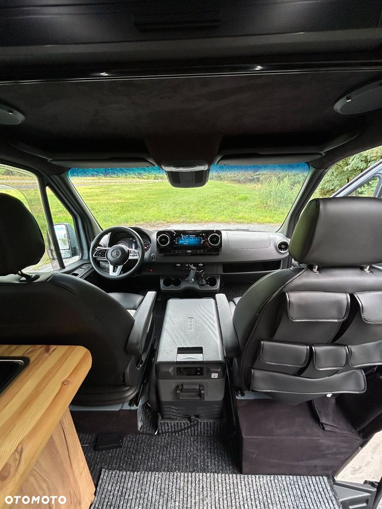 Mercedes-Benz Sprinter Long BASE 9G-Tronic 907.235 - 21