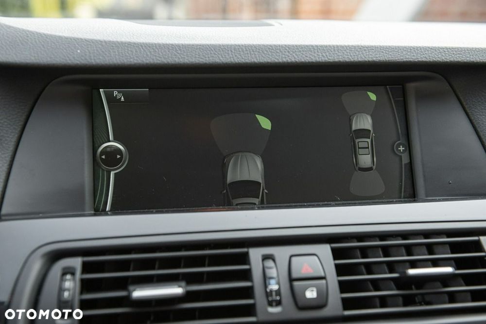 BMW Seria 5 520d Luxury Line - 21