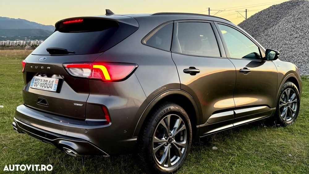 Ford Kuga 2.5 Duratec FHEV ST-LINE - 25
