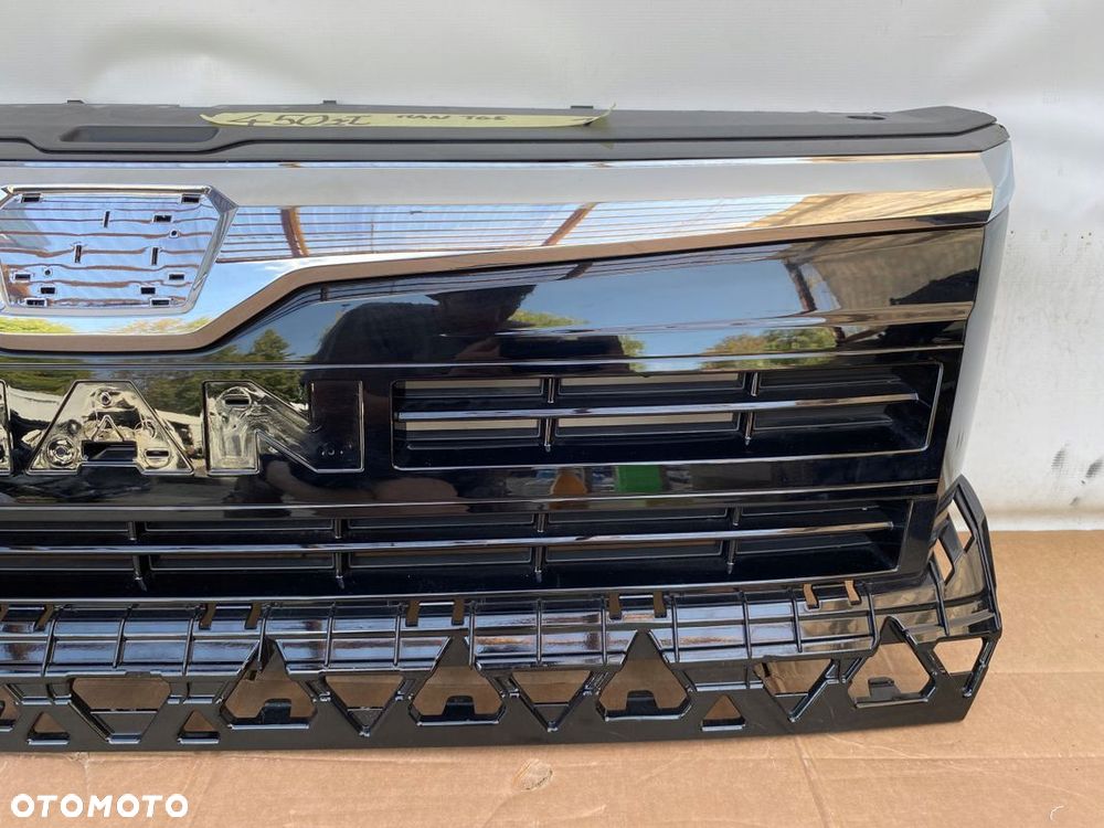 MAN TGE 17 - ATRAPA GRILL ORYGINALNA CHROM 7C0853651 - 3