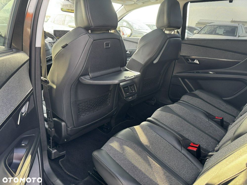 Peugeot 5008 1.5 BlueHDi Allure Pack S&S EAT8 - 13