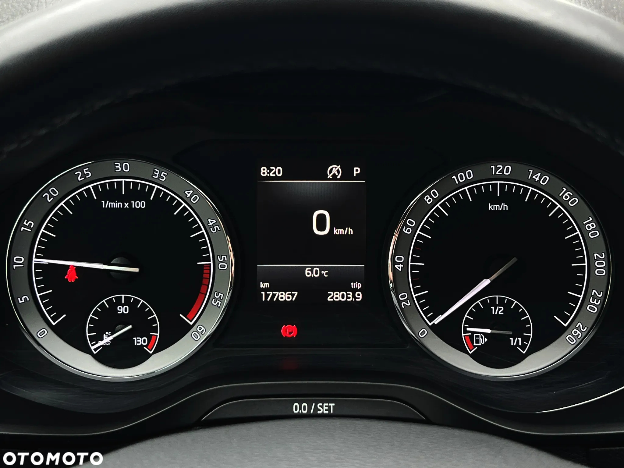 Skoda Karoq 1.6 TDI SCR DSG Ambition - 33
