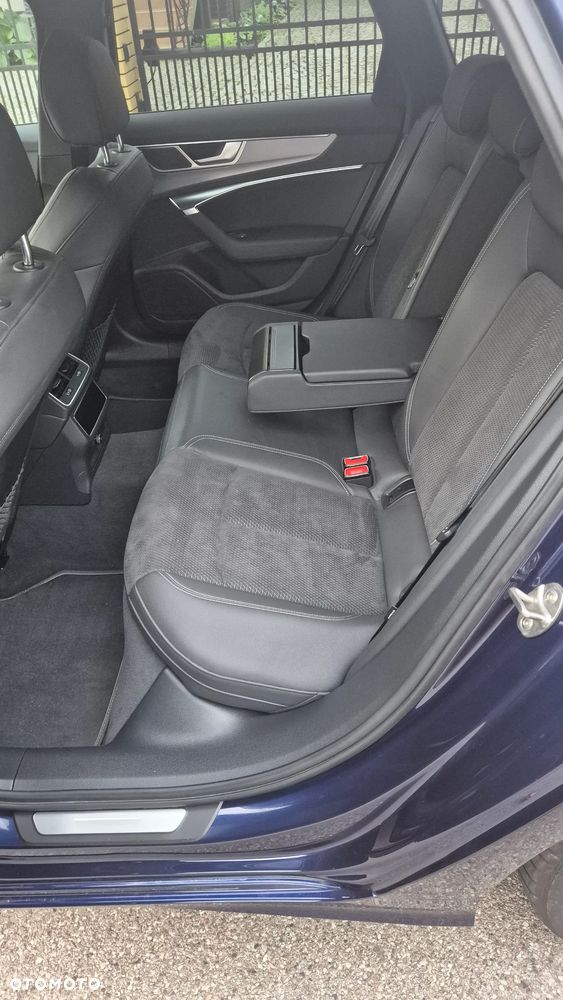 Audi A6 Avant 55 TFSI e quattro S tronic sport - 22