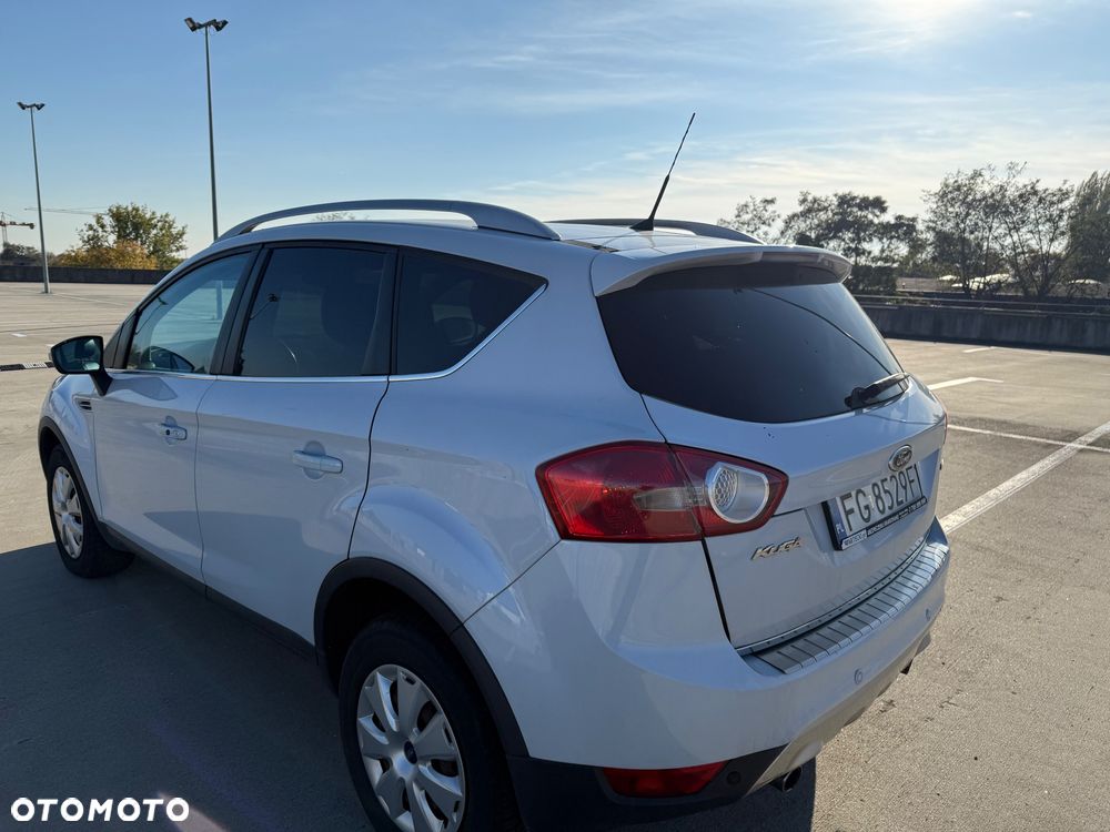 Ford Kuga 2.0 TDCi Titanium - 6