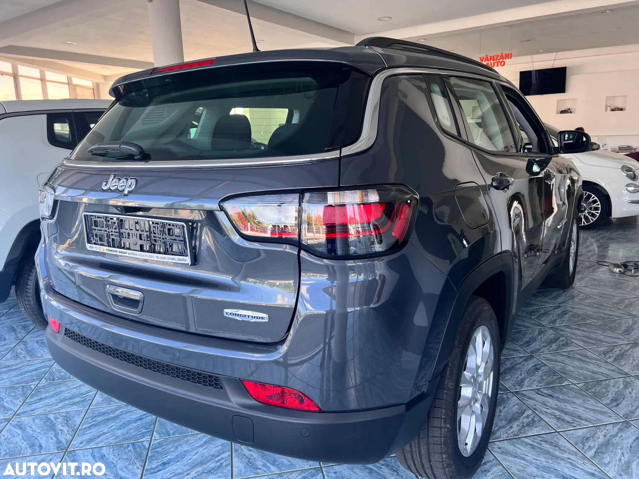 Jeep Compass - 4