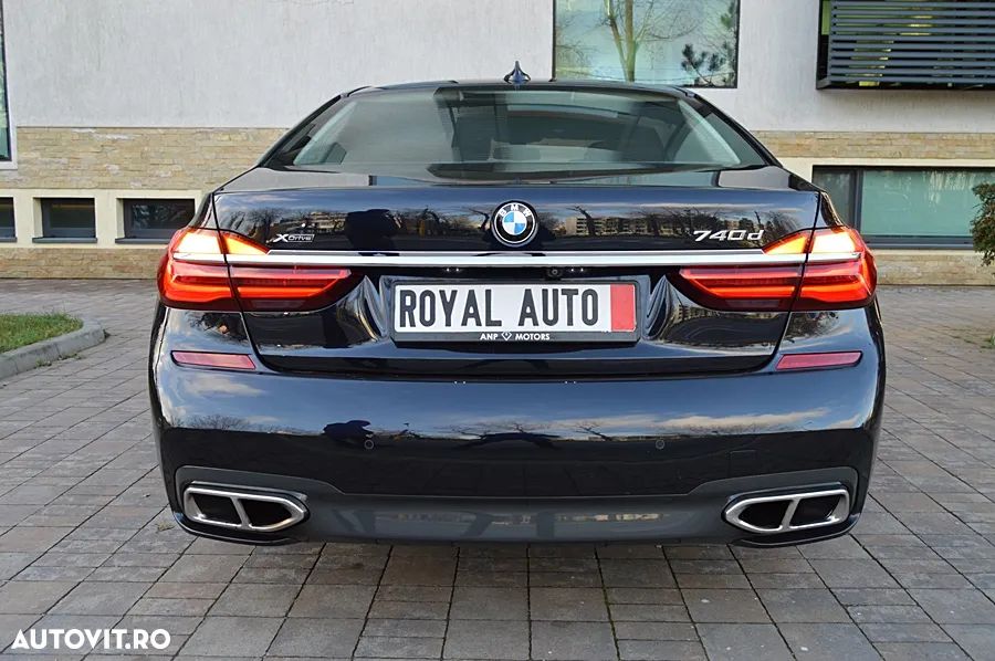 BMW Seria 7 740d xDrive - 9