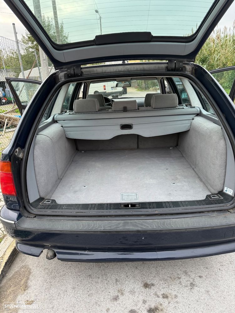 BMW 525 tds A Touring - 7