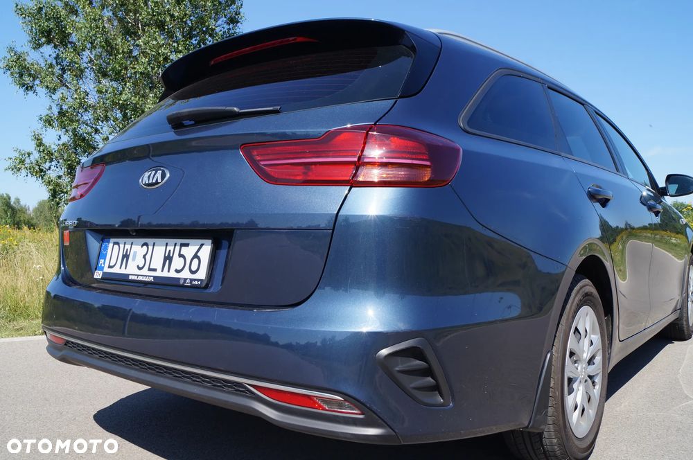 Kia Ceed 1.6 CRDi SCR L - 22