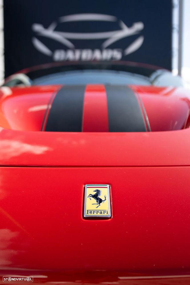 Ferrari F8 Tributo - 4