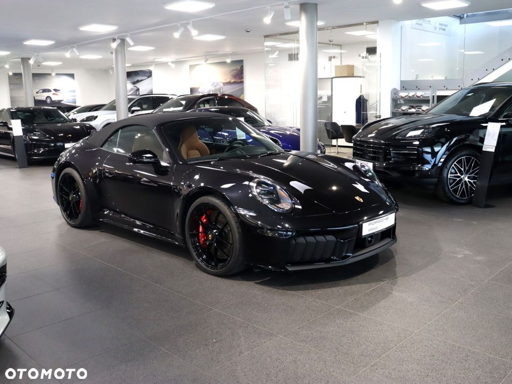 Porsche 911 Carrera T-Hybrid 4 GTS - 7