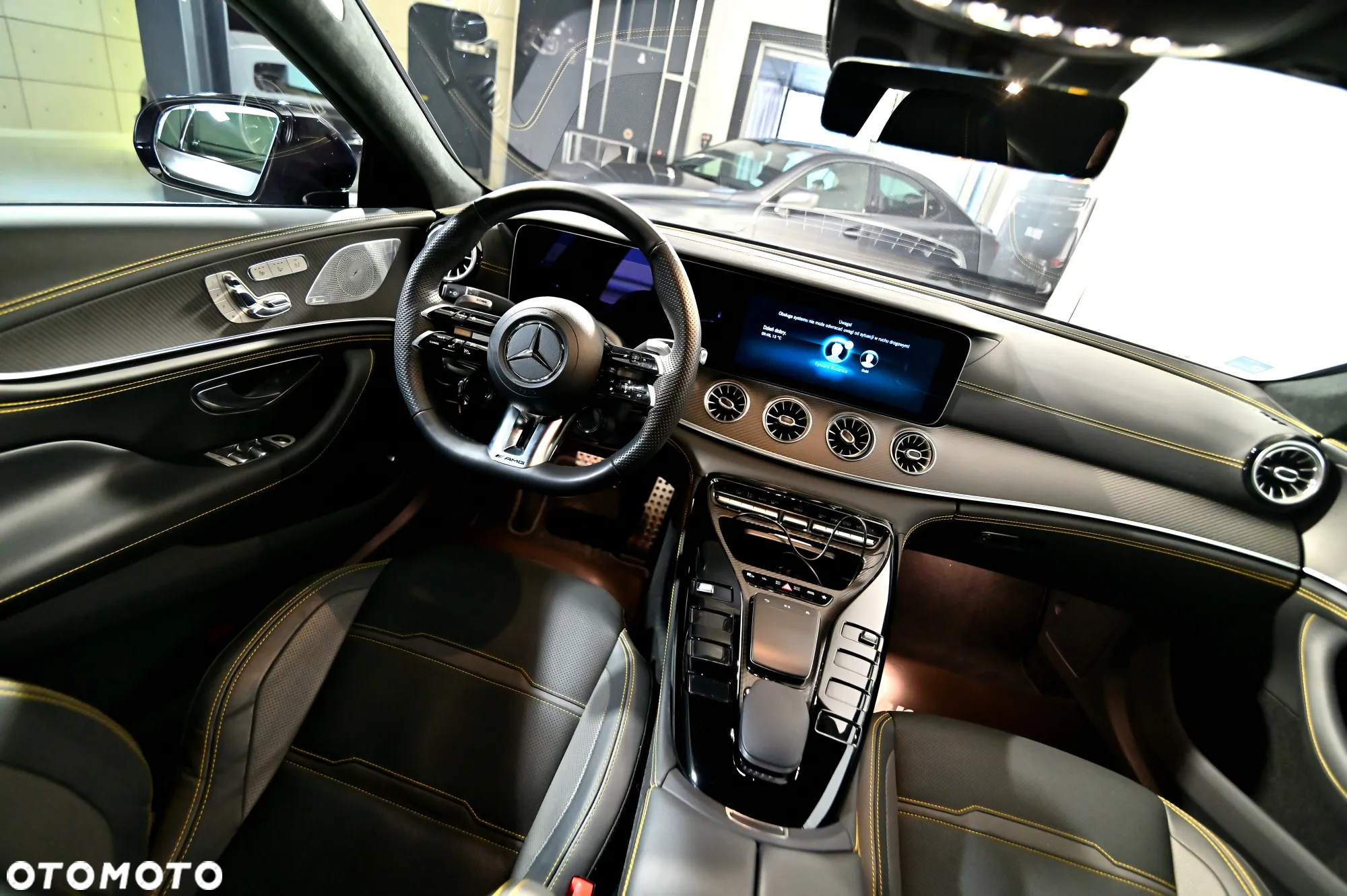Mercedes-Benz AMG GT - 15