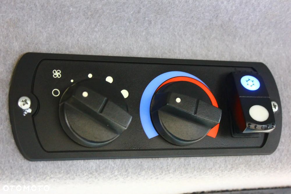 Caterpillar CAT CD10 WALEC STALOWY WIBRACYJNY Z DZIELONYMI BĘBNAMI +KOSZ HYDROG AX077 - 24