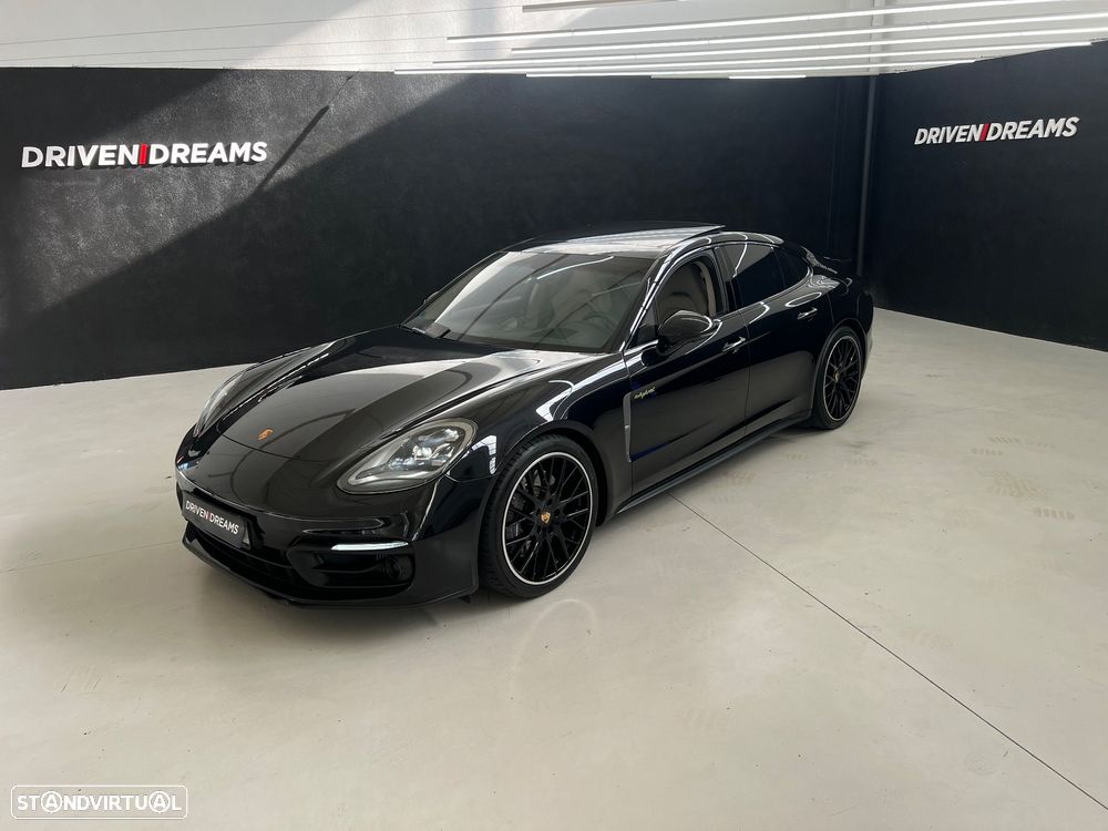 Porsche Panamera 4 E-Hybrid Platinum Edition - 17