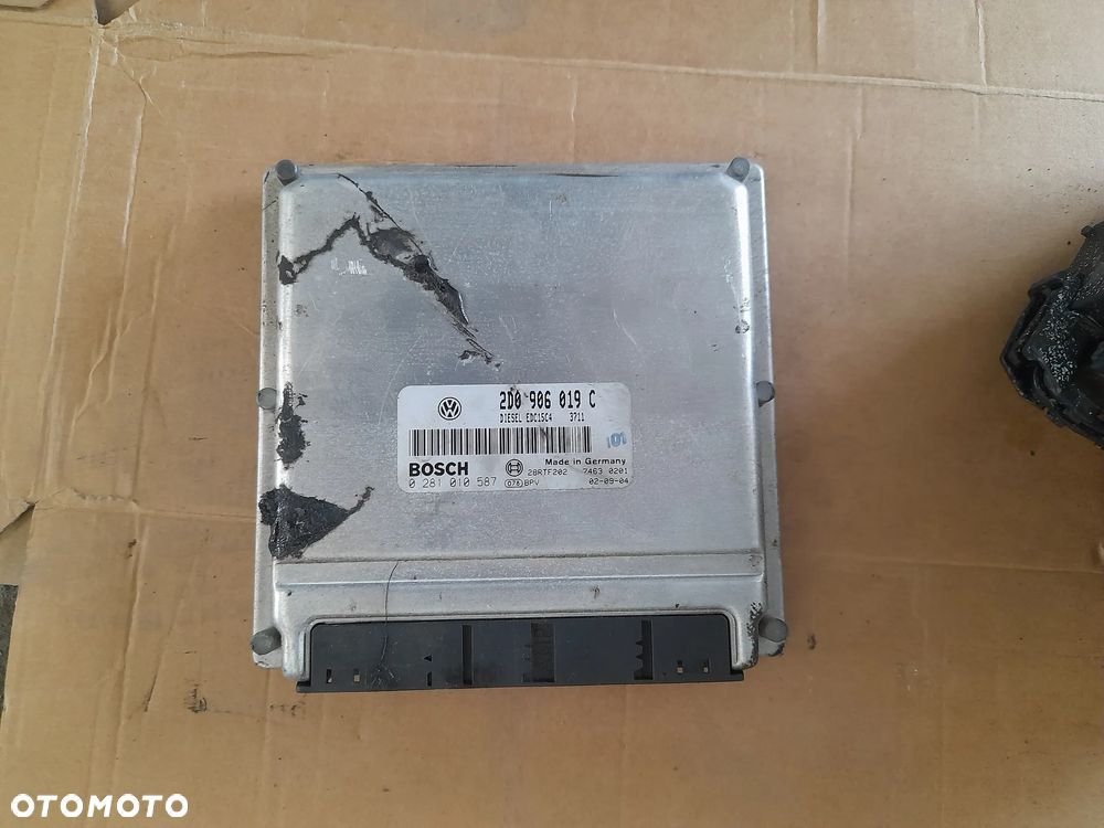 LT46 KOMPUTER 2,8TDI STEROWNIK SILNIKA 2D0906019C