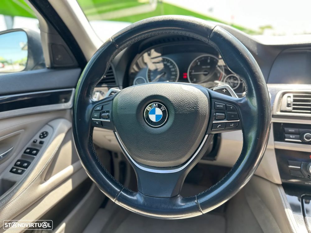 BMW 520 d Auto - 24