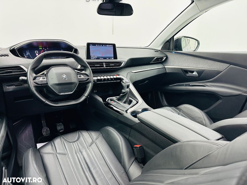 Peugeot 3008 PureTech 130 Stop & Start GPF Allure Pack - 18