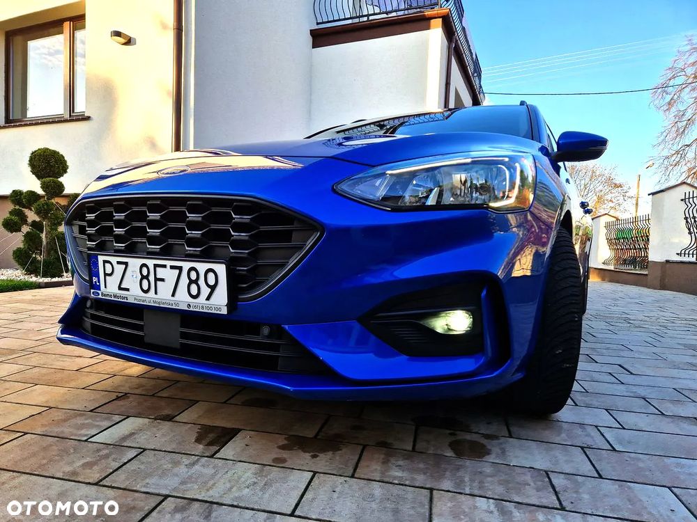 Ford Focus Turnier 1.5 EcoBoost Start-Stopp-System ST-LINE - 4