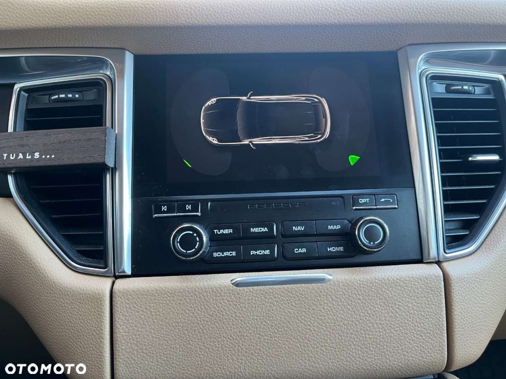 Porsche Macan - 23