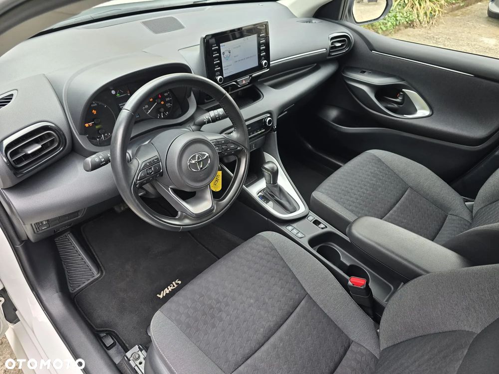 Toyota Yaris Hybrid 1.5 Selection Style - 12