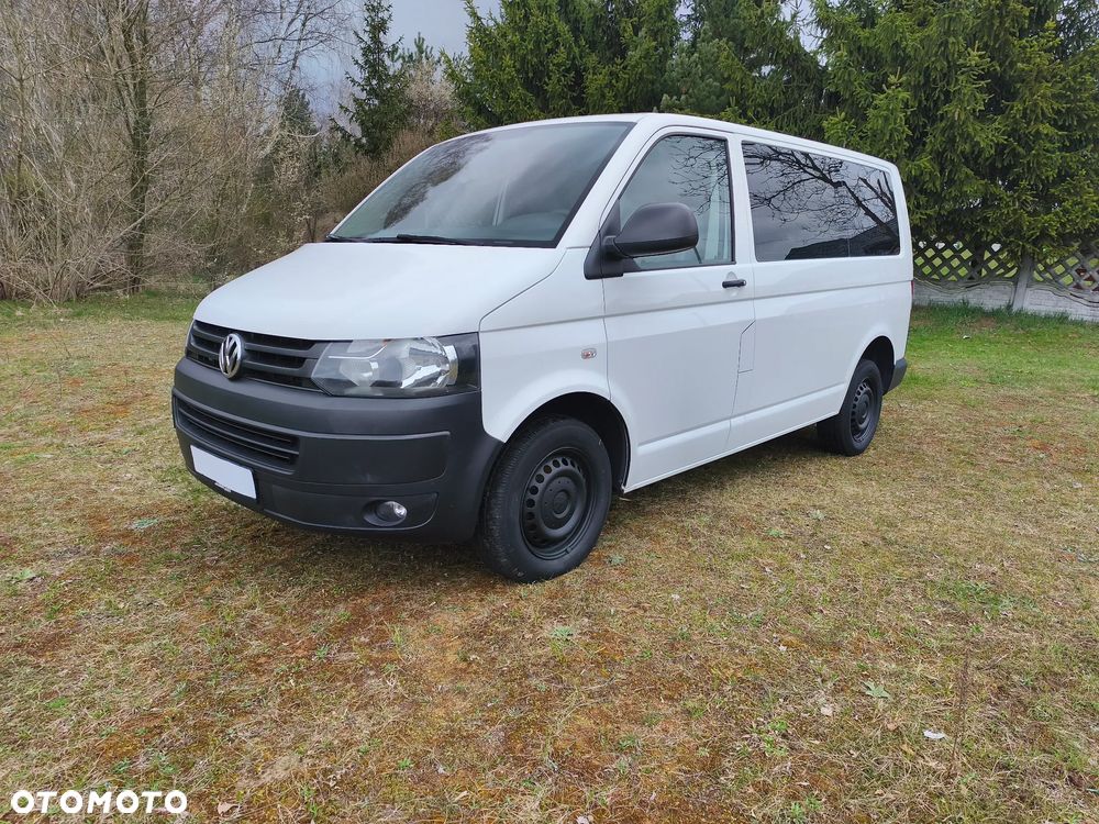 Volkswagen Transporter - 1