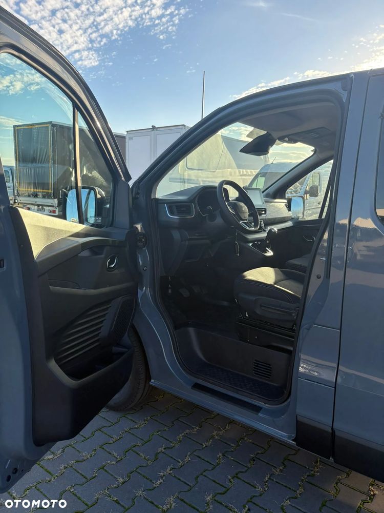 Renault Trafic Furgon brygadówka L2H1 2.0dCi 150 - 10