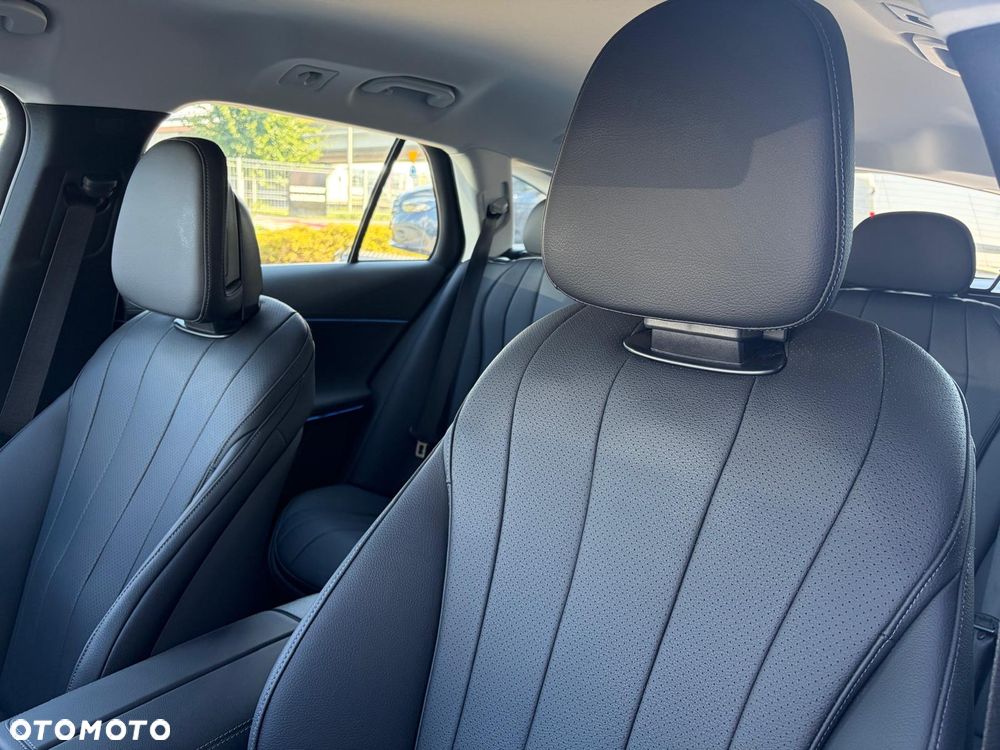 Mercedes-Benz Klasa E 300 de PHEV 4-Matic All-Terrain Avantgarde 9G-Tronic - 16
