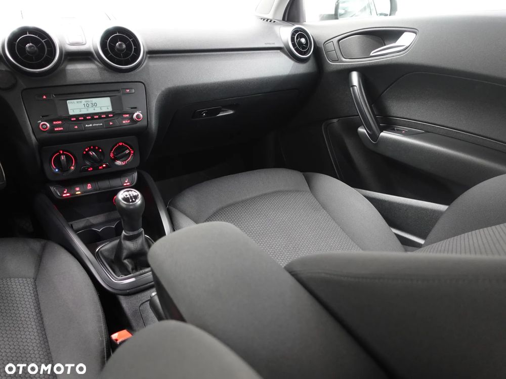 Audi A1 3-drzwiowe 1.2 TFSI Ambition - 34