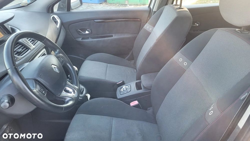 Renault Grand Scenic Energy dCi 130 Start & Stop Luxe - 10