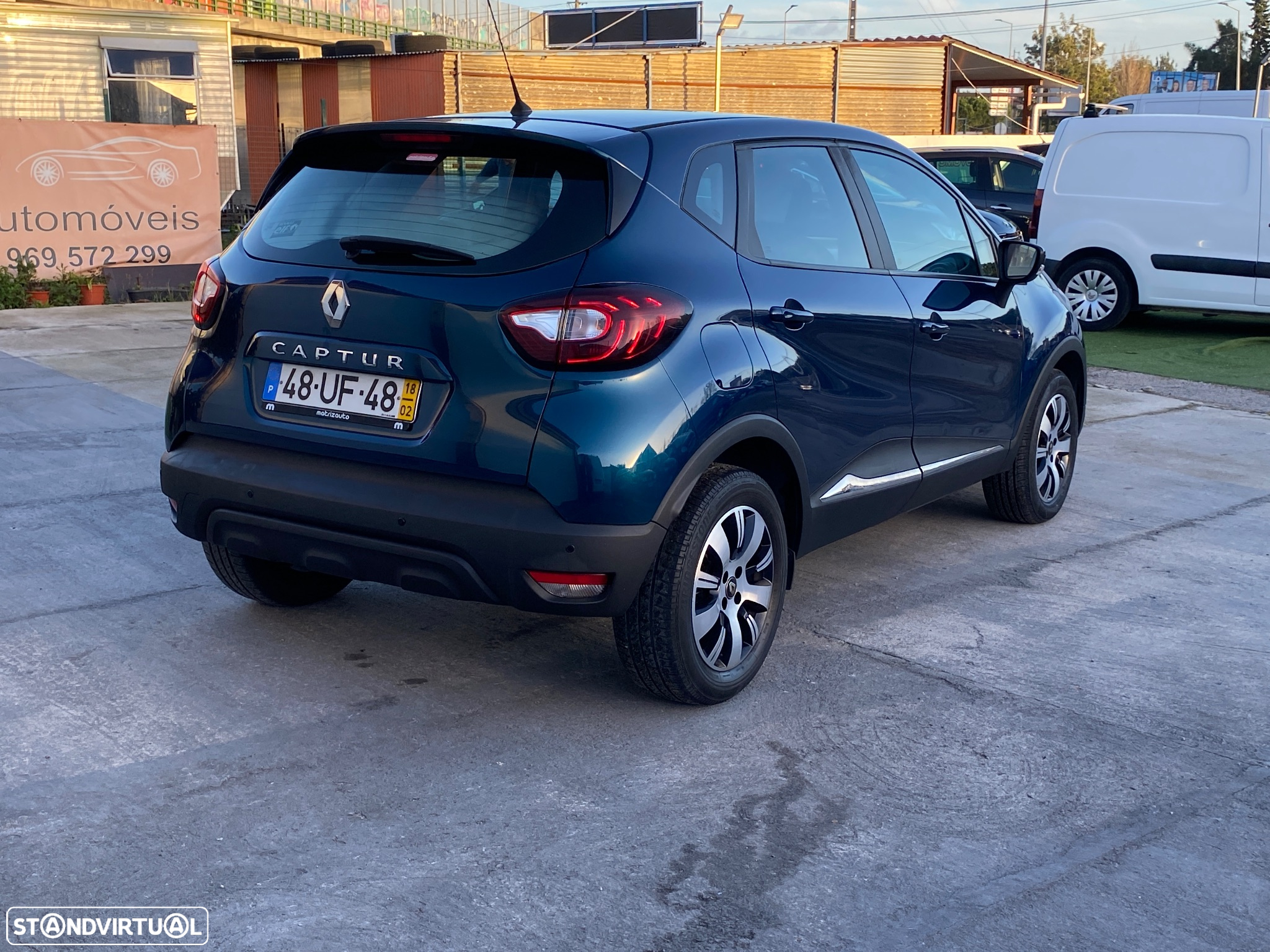Renault Captur 1.5 dCi Exclusive - 4