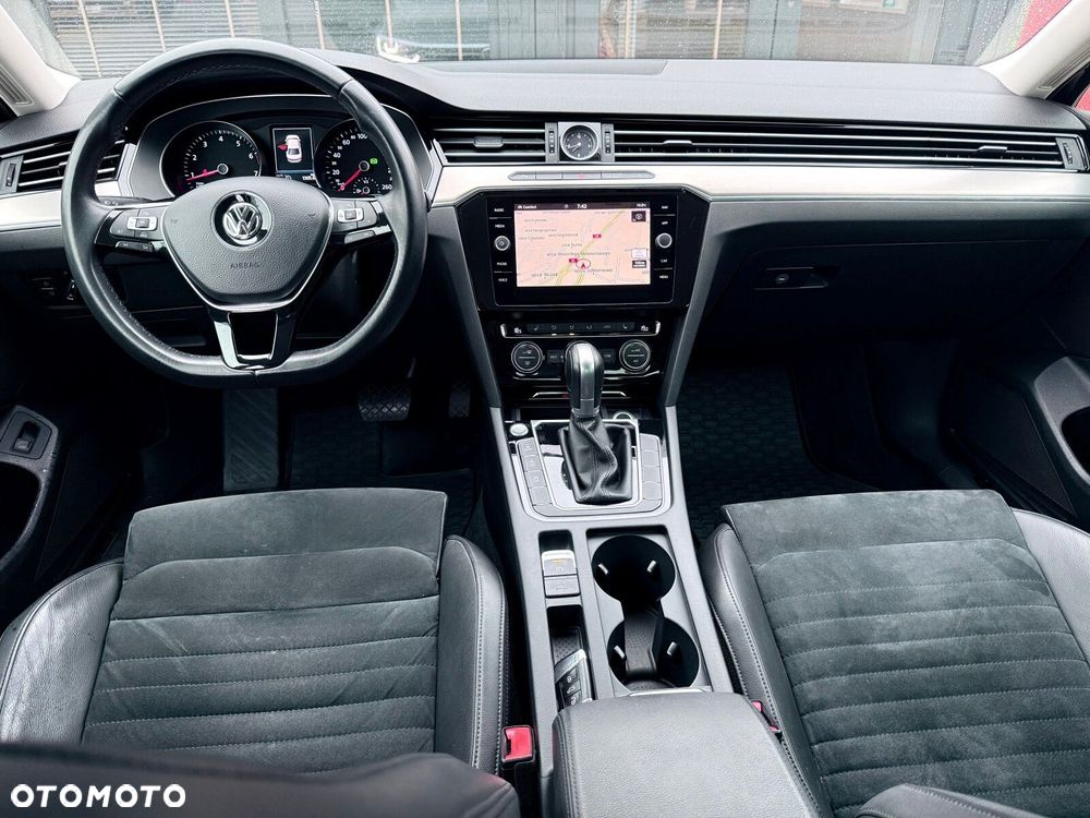 Volkswagen Passat - 23