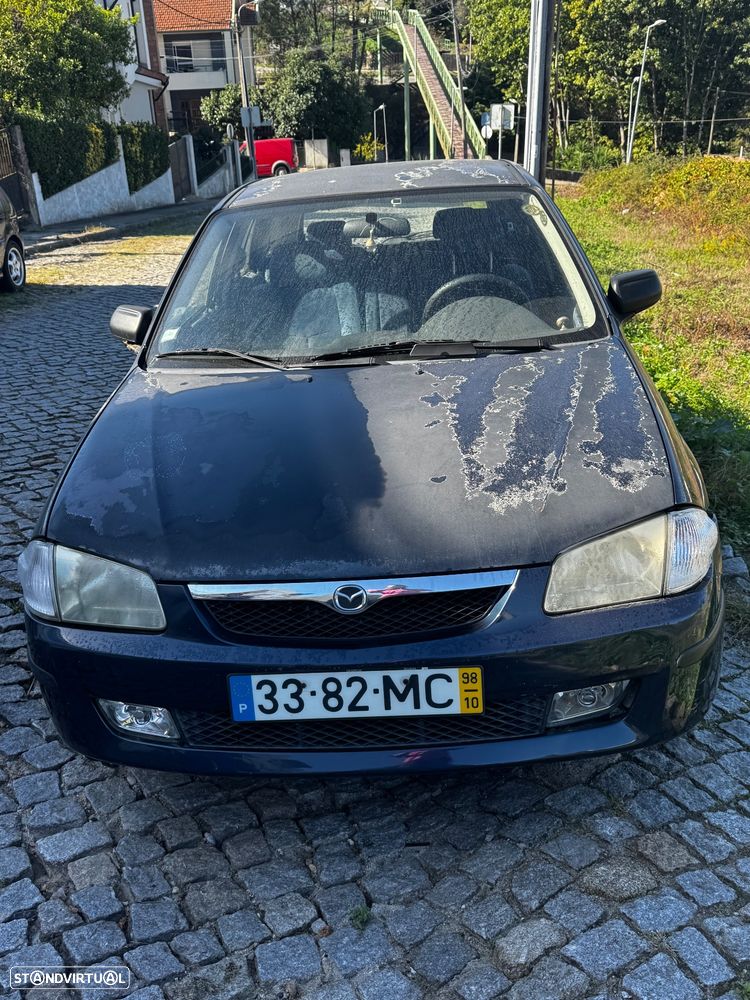 Mazda 323 - 10