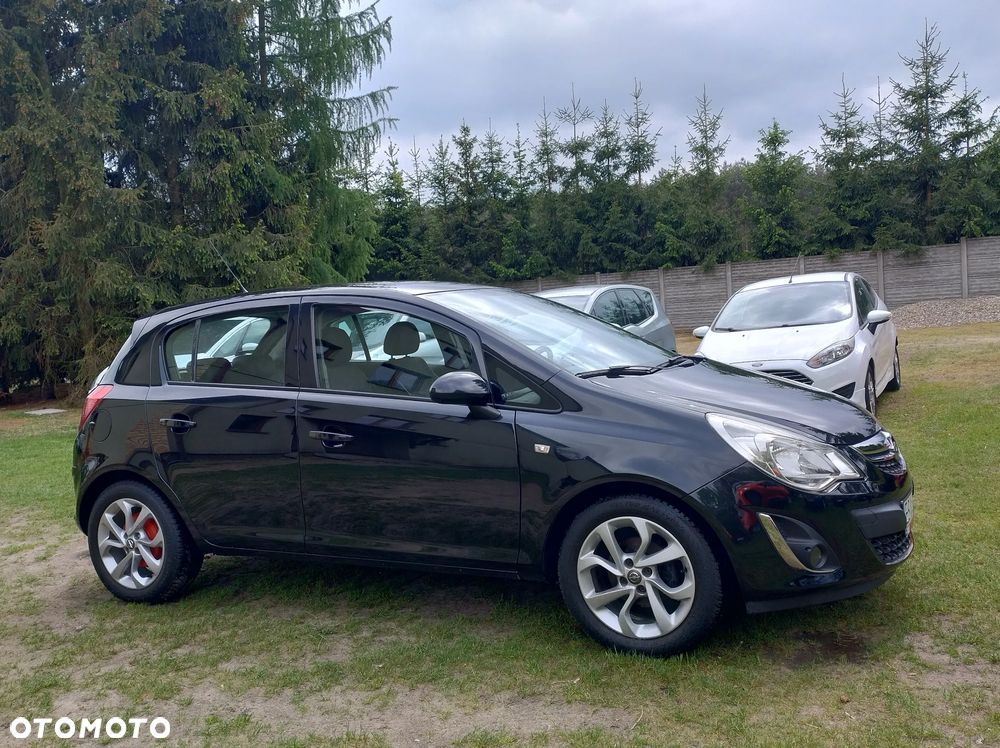 Opel Corsa 1.4 16V Cosmo - 1