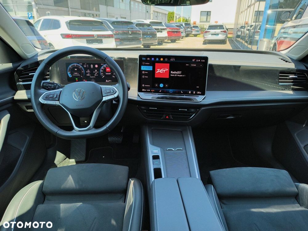 Volkswagen Passat - 14