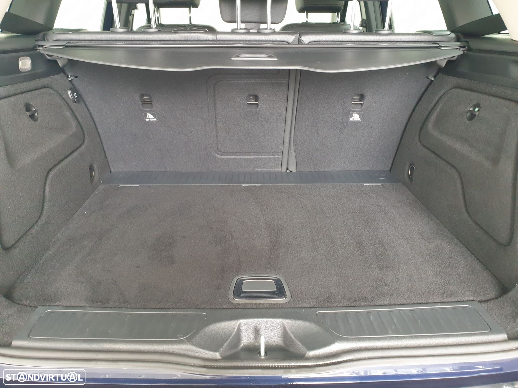 Mercedes-Benz B 180 d Urban - 32