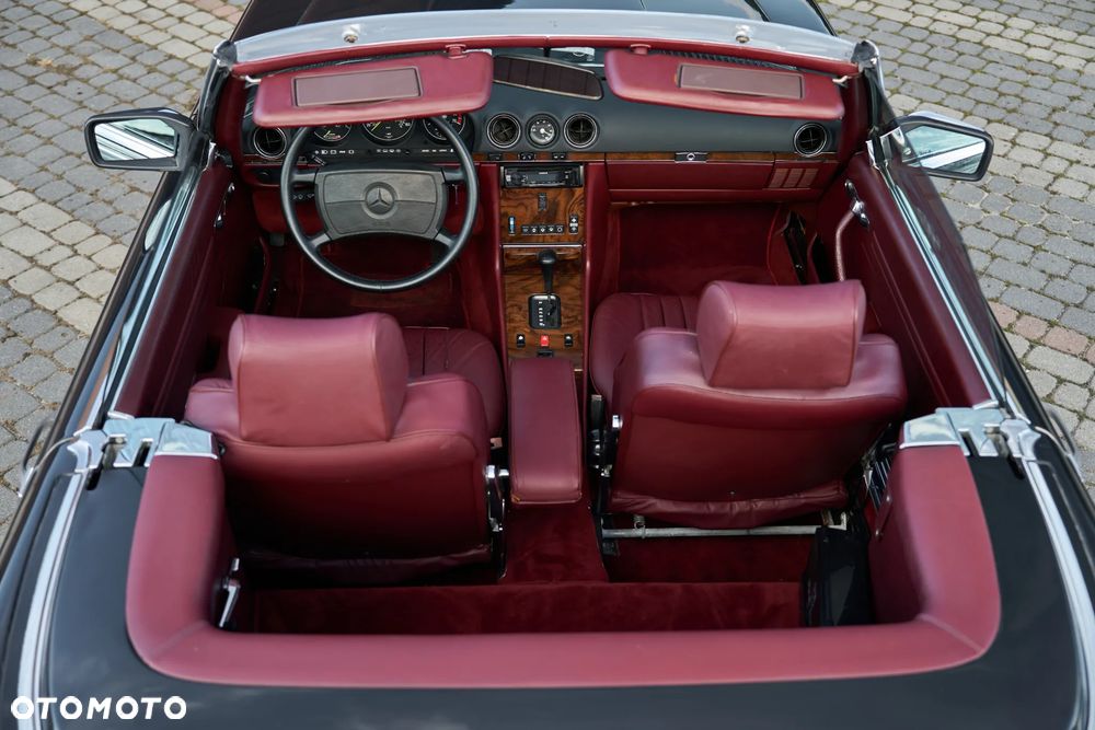 Mercedes-Benz SL - 32