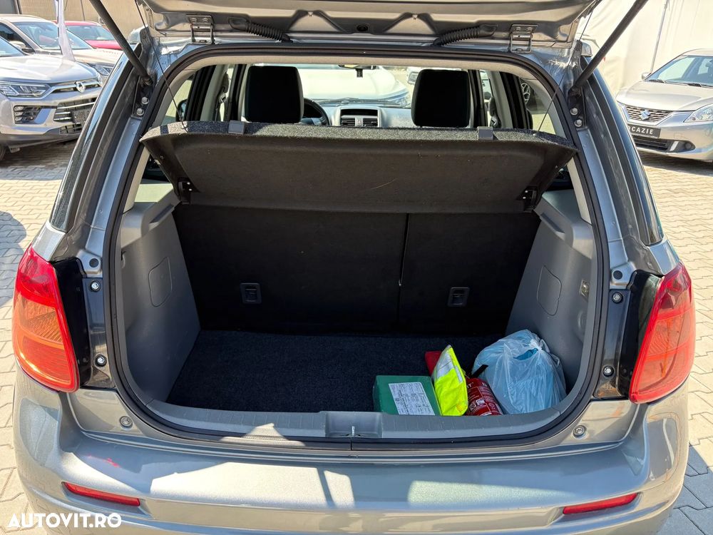 Suzuki SX4 1.6 VVT 4x4 Comfort - 9