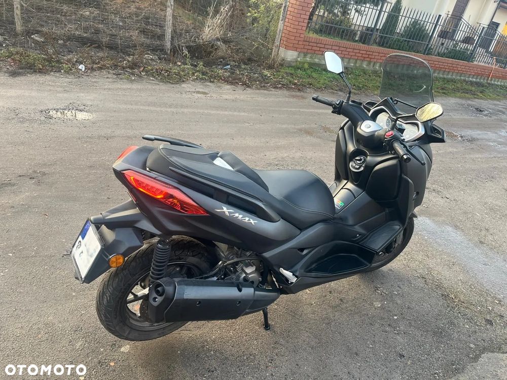 Yamaha X-max - 5