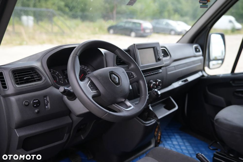 Renault Master - 24