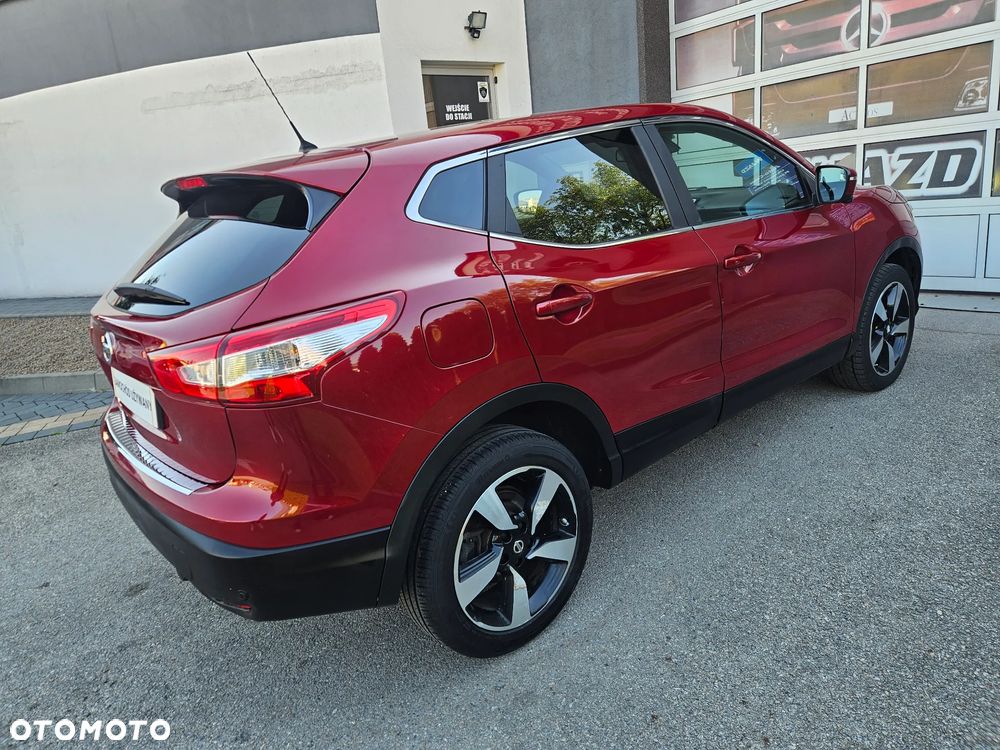 Nissan Qashqai 1.2 DIG-T N-Connecta EU6 - 7