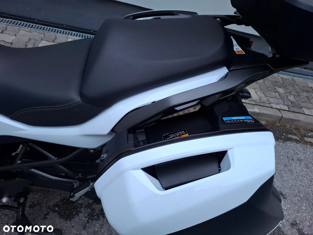 Kawasaki Versys 1000 - 14