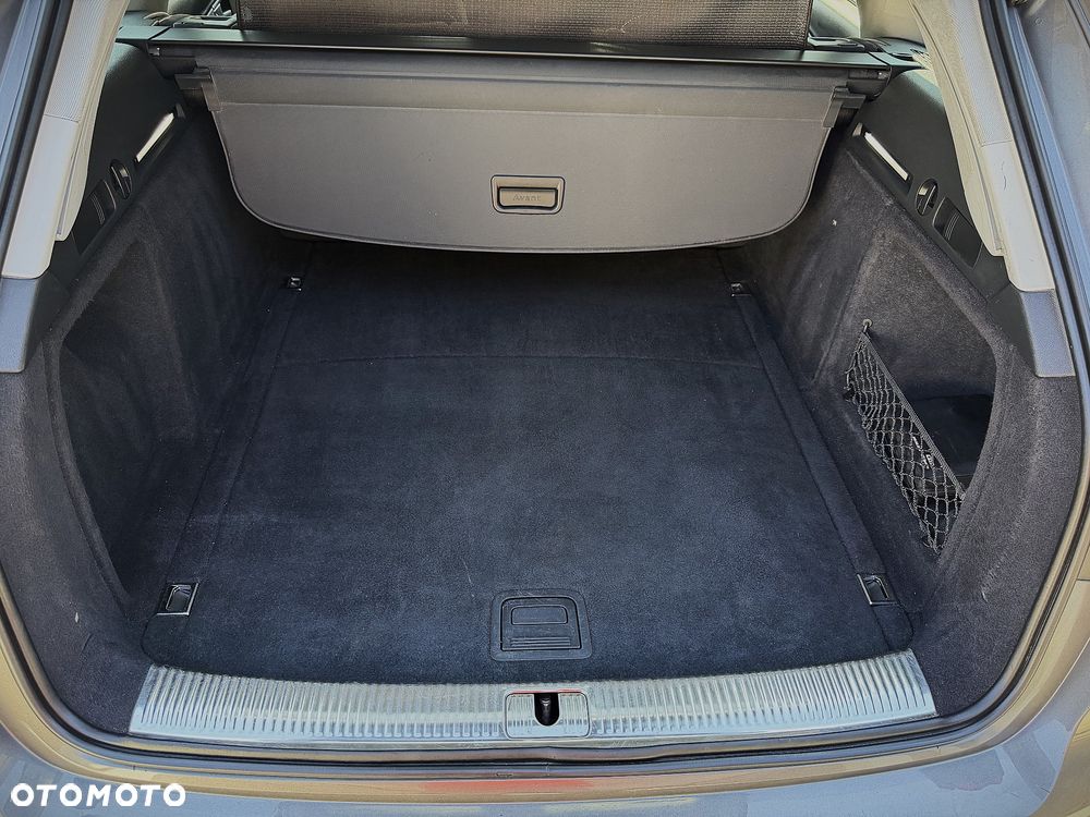 Audi A4 Avant 40 TDI mHEV Quattro S tronic - 29