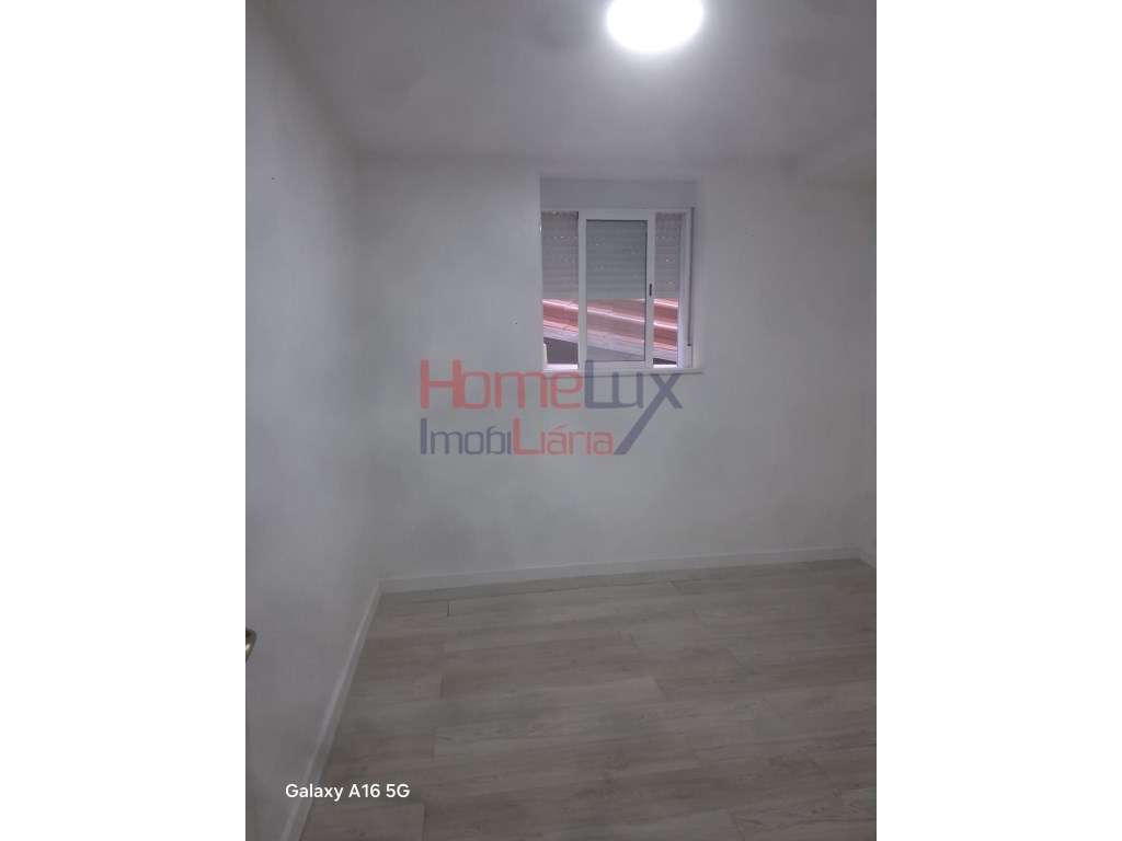 Apartamento T1 em São Pedro da Cova - Grande imagem: 4/8
