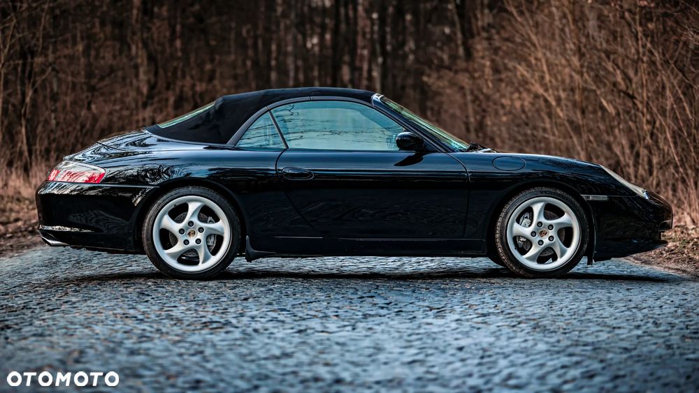 Porsche 911 Carrera 4 - 7