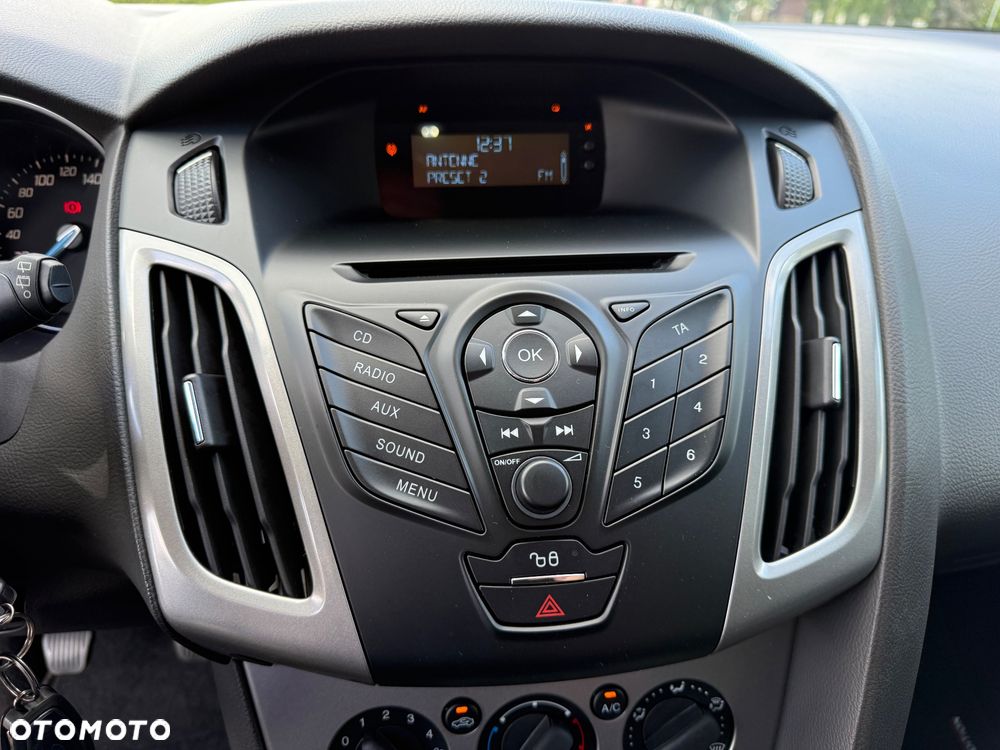 Ford Focus - 14