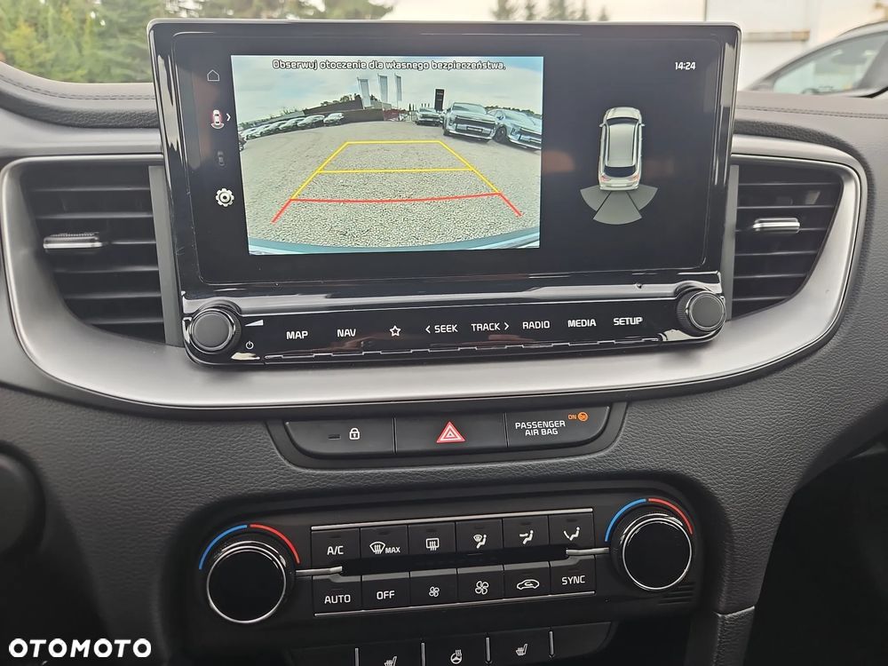 Kia Ceed 1.5 T-GDI M DCT - 12