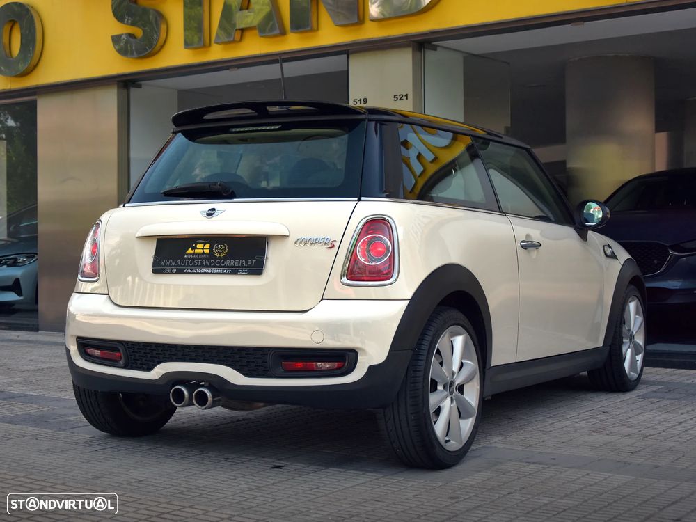 MINI 3 Portas Cooper S - 4