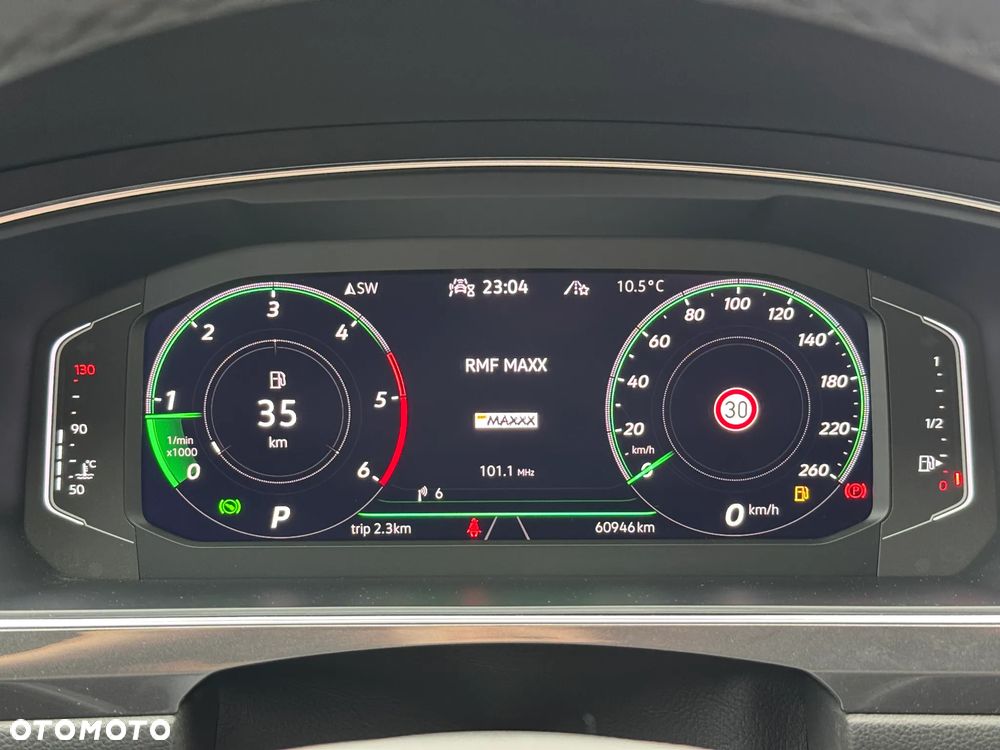 Volkswagen Tiguan Allspace 2.0 TDI SCR 4Motion DSG R-Line - 18
