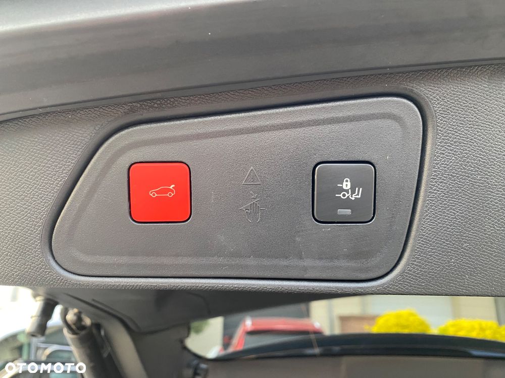 Peugeot 3008 1.5 BlueHDi GT Pack S&S EAT8 - 22