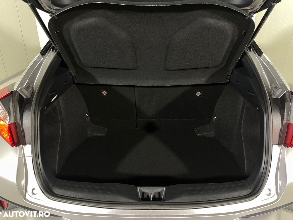 Toyota C-HR 1.8 HSD 4x2 CVT C-lassy - 12